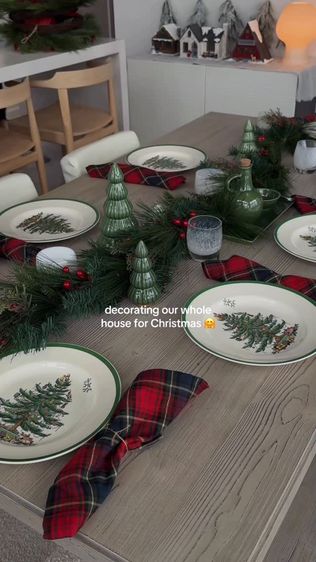 Instagram post by an influencer for Grandin Road. Caption reads: [...] decorate for Christmas!🎄✨ @grandinroad has....