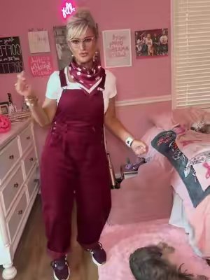 TikTok post by @colesmom21 for Molitree. Caption reads: [...] #fallfashion #falltransition @Molitree.