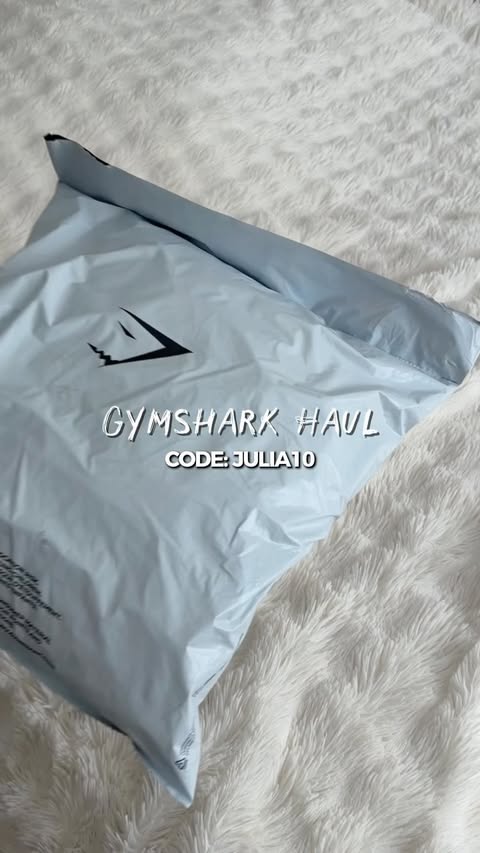 Instagram post by @julialni for Gymshark. Caption reads: [Ad/Anzeige] @gymshark @gymsharkwomen Haul 😍✨....