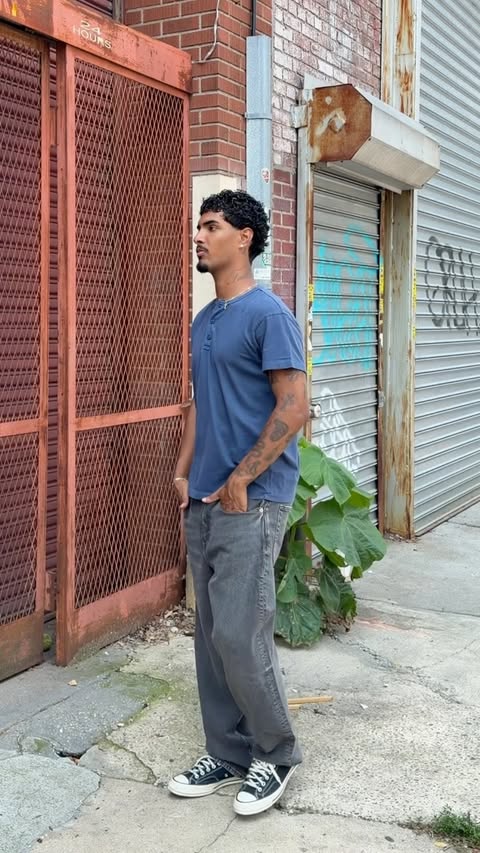 Instagram post by @valentinoxdior for American Eagle. Caption reads: Staying calm in my baggy jeans with @americaneagle....