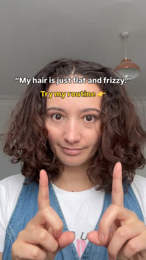 Instagram post by @curlsbythecoast for Bounce Curl. Caption reads: [...] Products used (+discount codes): @bouncecurl....