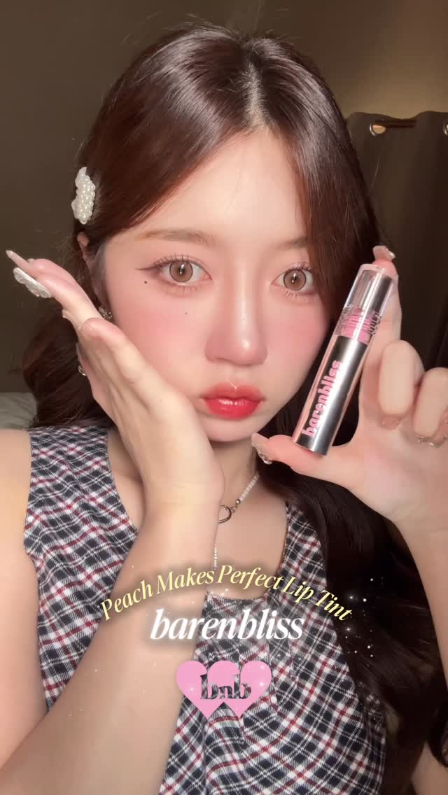 Instagram post by @ikjirat for Barenbliss. Caption reads: [...] 100% ไม่ทดลองกับสัตว์....