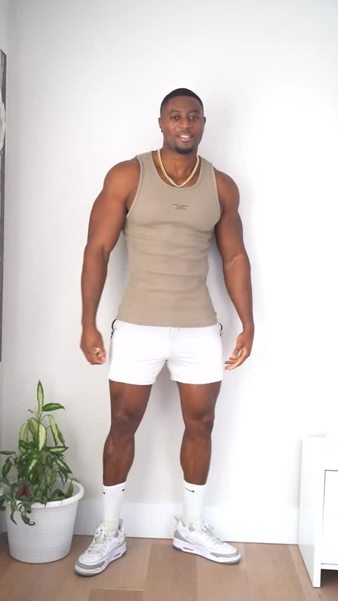 Instagram post by @vassia_fit for Jed North. Caption reads: Get ready with me for my leg workout session....