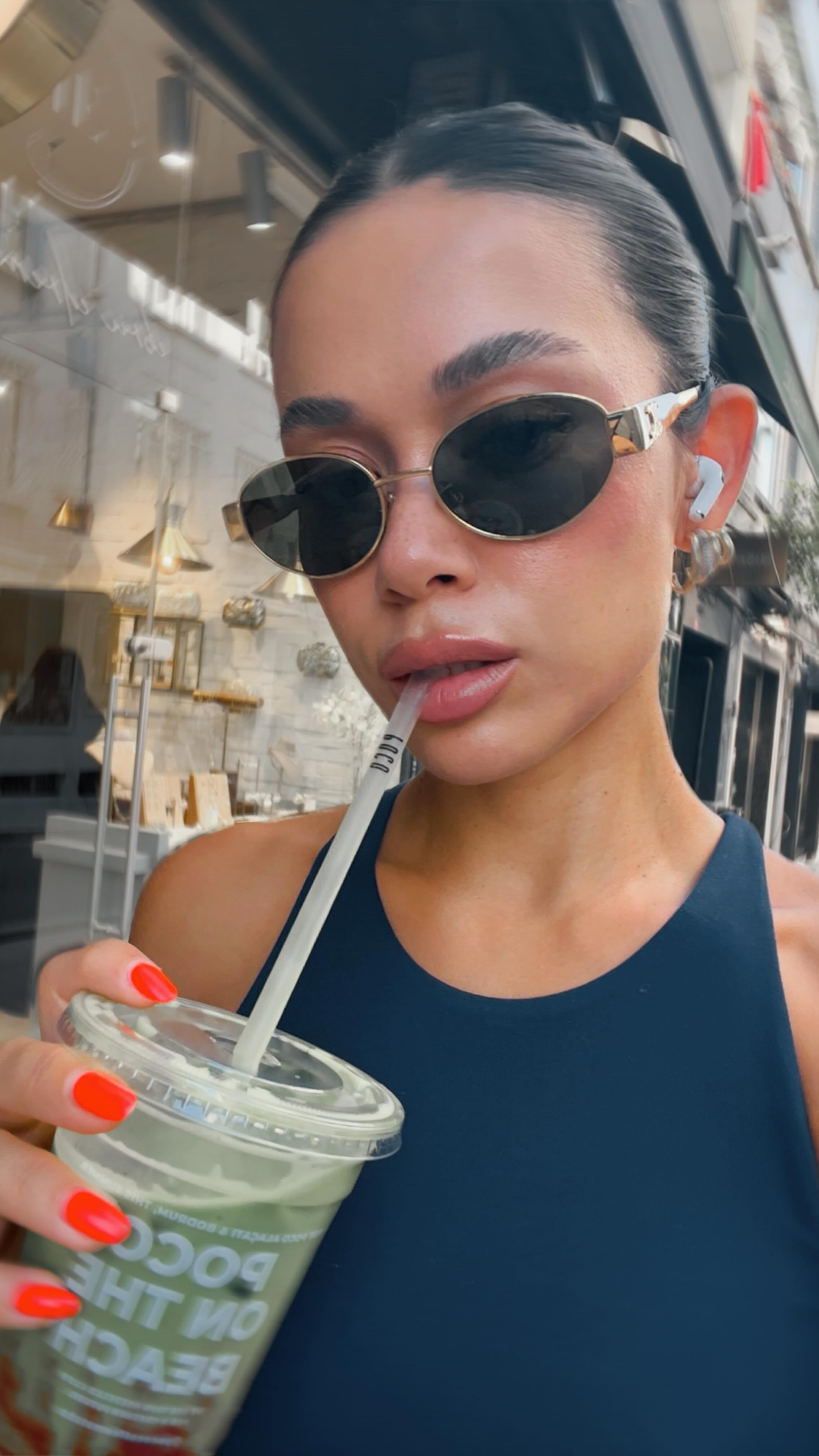 Instagram post by @aylinengr for ByWishtrend. Caption reads: Botoks günü 💉😌 
#reklam.