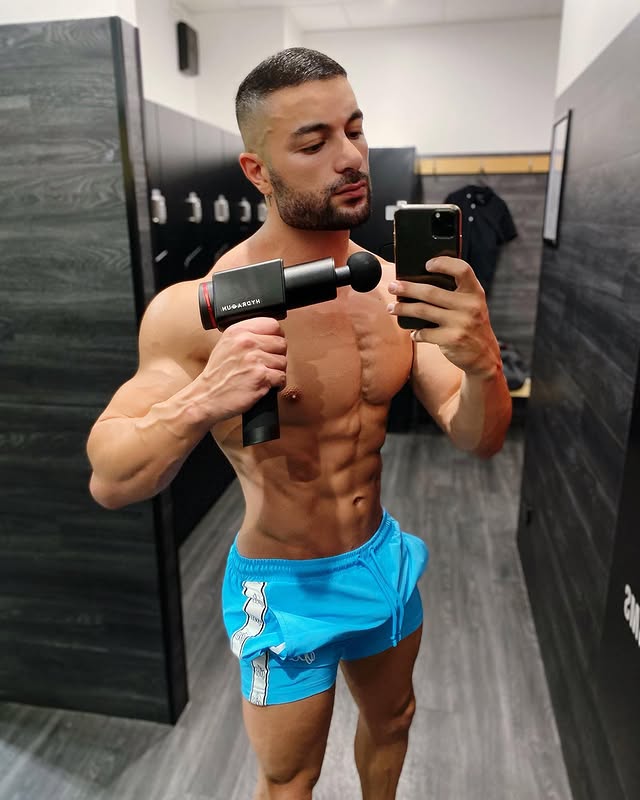 Instagram post by @itsalbie for Hydragun. Caption reads: Recover Better, Train Harder 💪🏼 @thehydragun #AD....