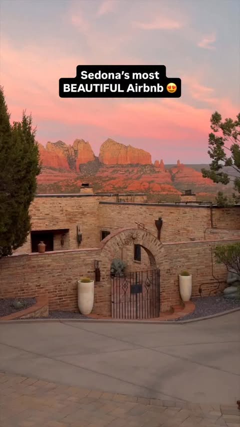 Instagram post by @peterowenfilms for Airbnb. Caption reads: Sedona’s MOST Beautiful Airbnb 😍

#airbnb....