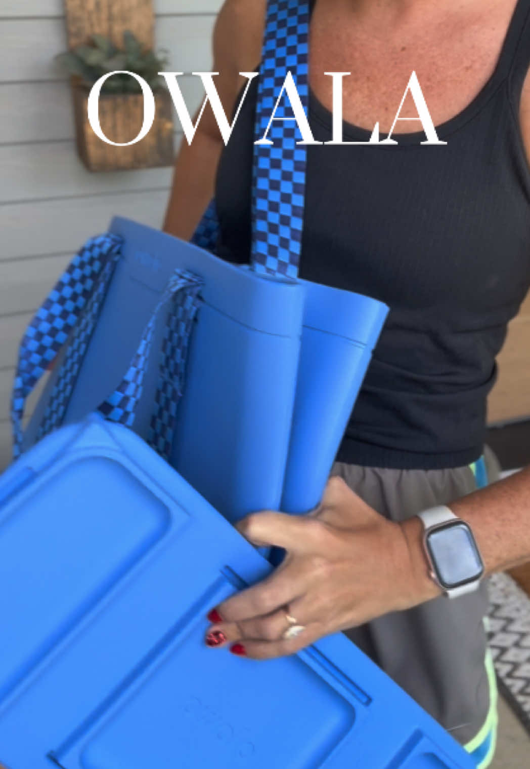 TikTok post by an influencer for Owala. Caption reads: 👏🏻👏🏻👏🏻 @Owala #beachbag #poolbag #totebag....