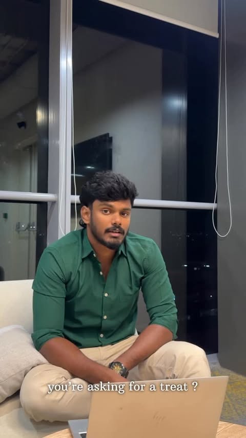 Instagram post by @prathek_pk for Zomato. Caption reads: [...] 50% offer upto ₹300 on weekends....