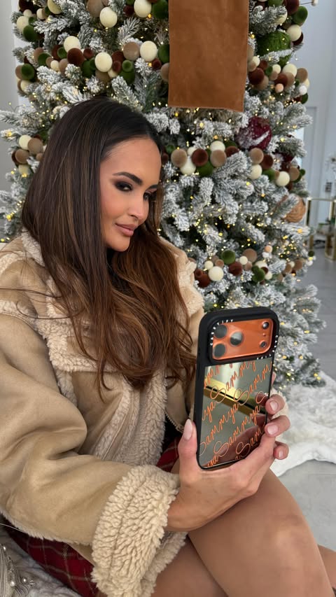 Instagram post by @sammyalourenco for CASETiFY. Caption reads: Looking for a gift that actually feels personal....