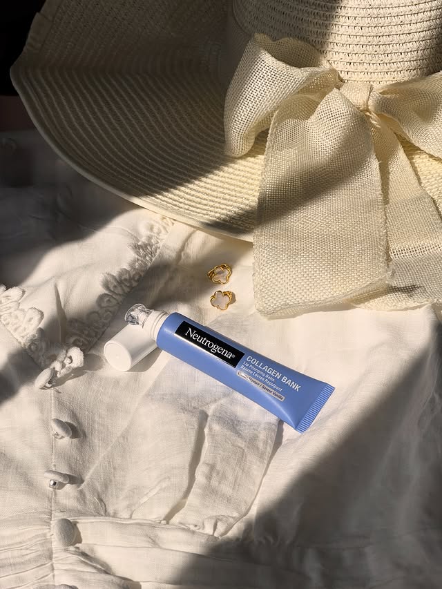 Instagram post by @zanetamiw for Neutrogena UK & Ireland. Caption reads: 💋 Soft & Hydrated Lips I’ve been trying the....