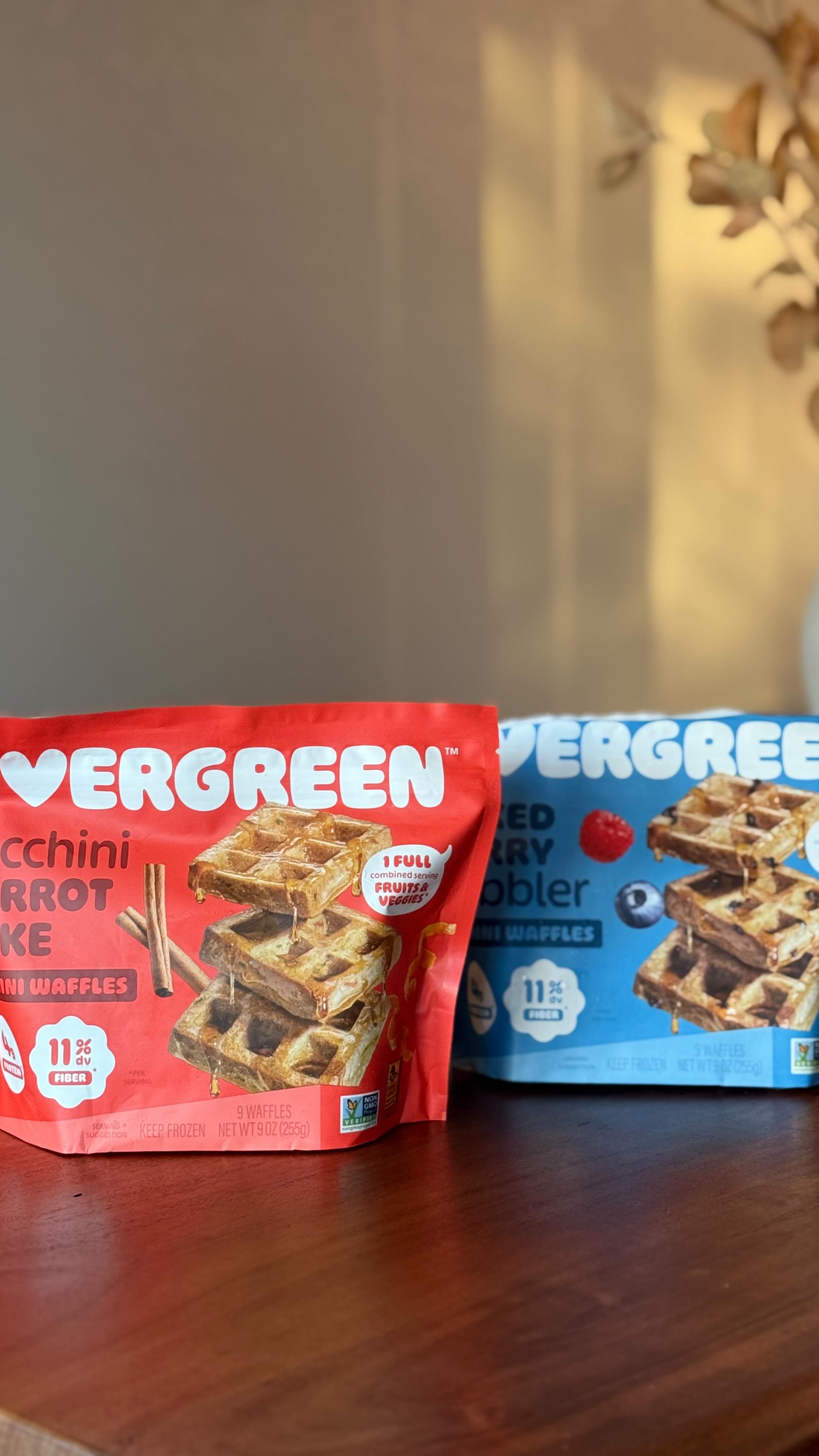 Instagram post by @life.withallie_ for Eat Evergreen. Caption reads: Let’s make school lunches easy again 🙌 These....