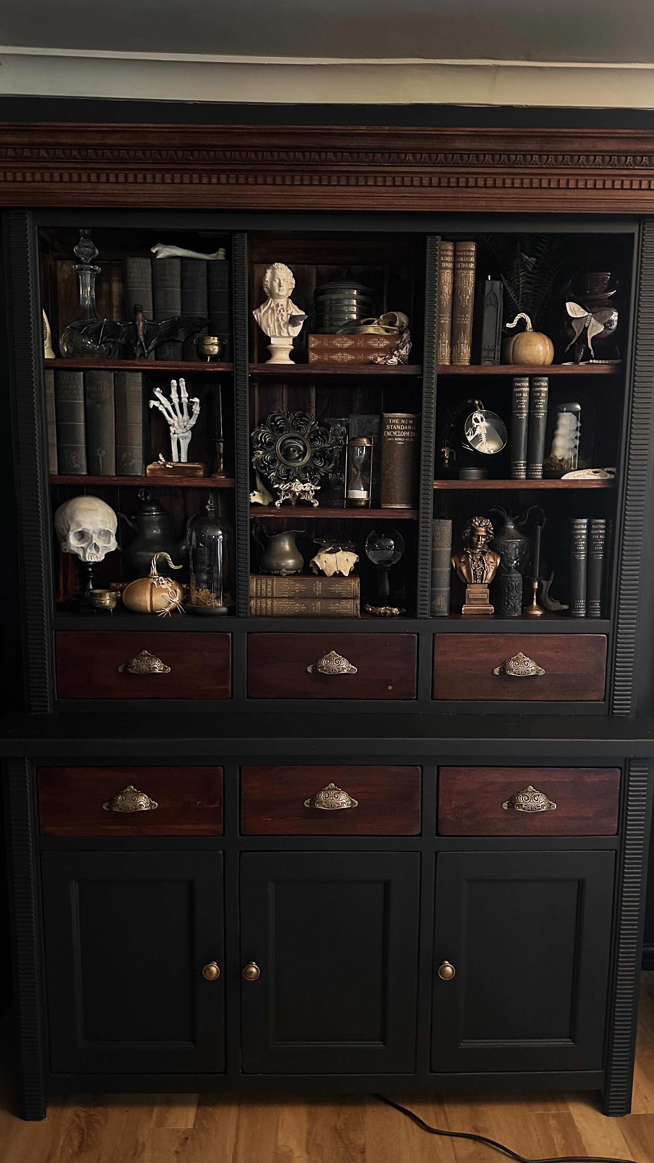 Instagram post by @casaardolino for Frenchic Paint. Caption reads: It went wrong 😬💔

I’m a novice to staining and....