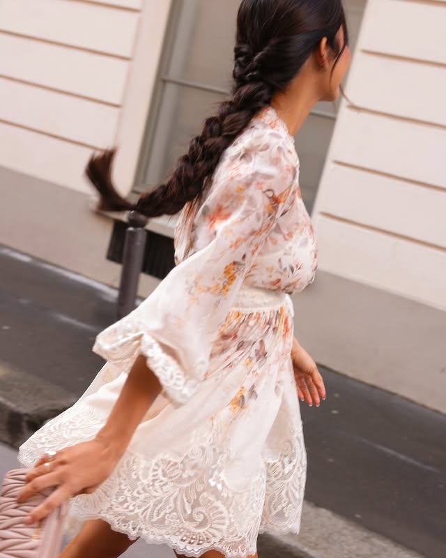 Instagram post by @mariafrubies for ZIMMERMANN. Caption reads: F26 show by @zimmermann. Un sueño si me preguntáis....