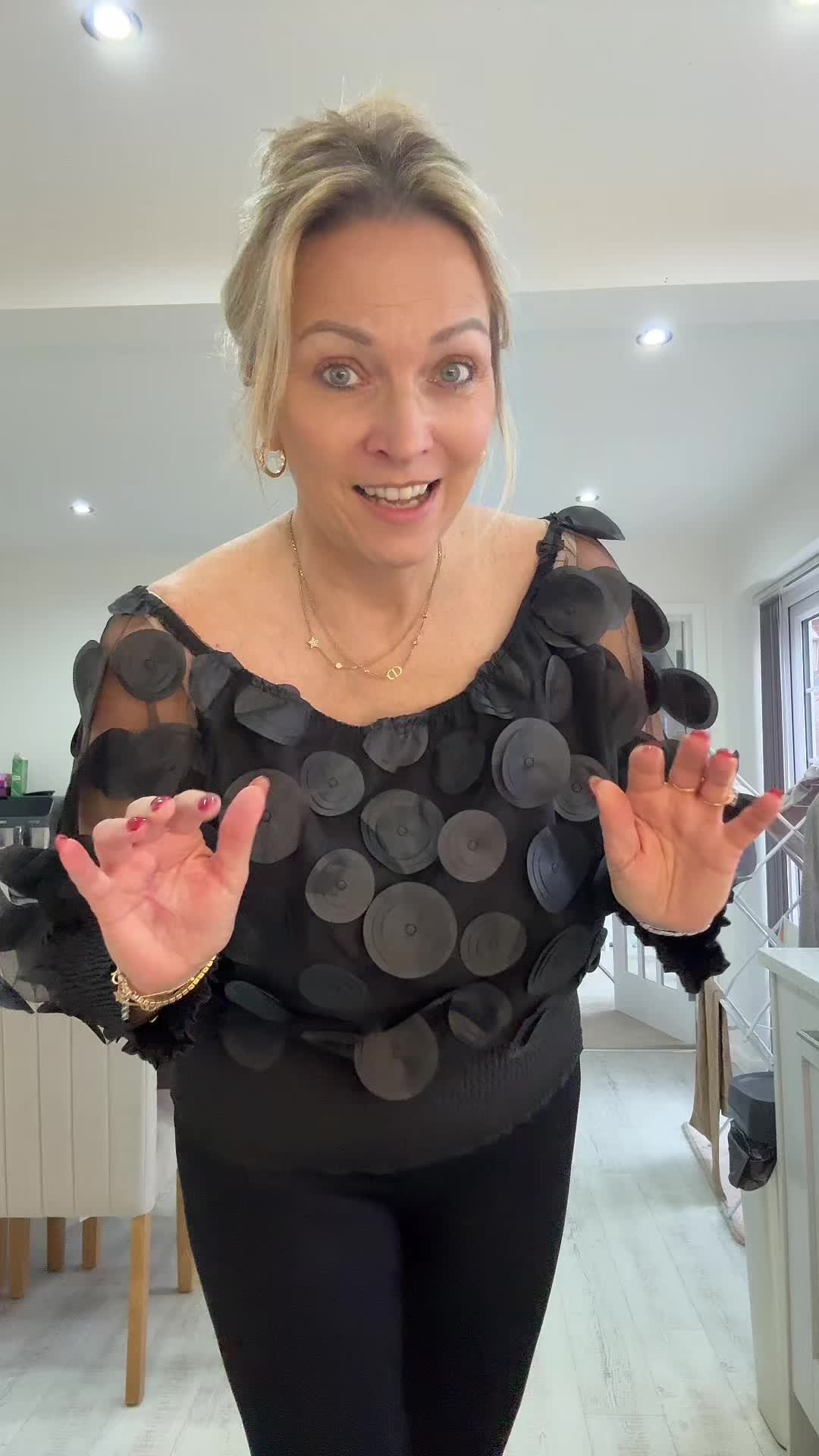 TikTok post by @wendyg_official for Uoozee. Caption reads: [...] like this! #tiktokmademebuylt #tops #uoozee....