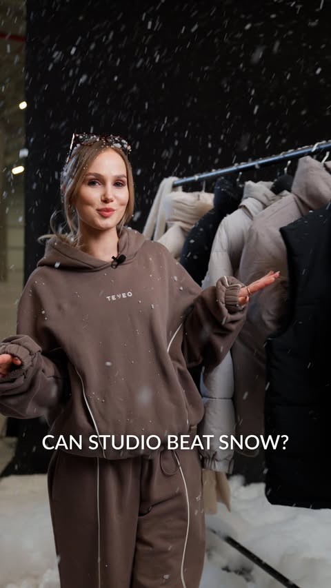 Instagram post by @amelie.xoxo for Teveo. Caption reads: Coats so good you’ll never buy another.

I created....