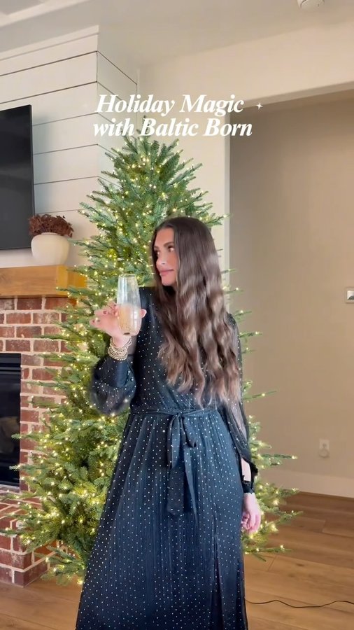 Instagram post by @chelswaterwall for Baltic Born. Caption reads: I’m IN LOVE! The holidays are right around the....