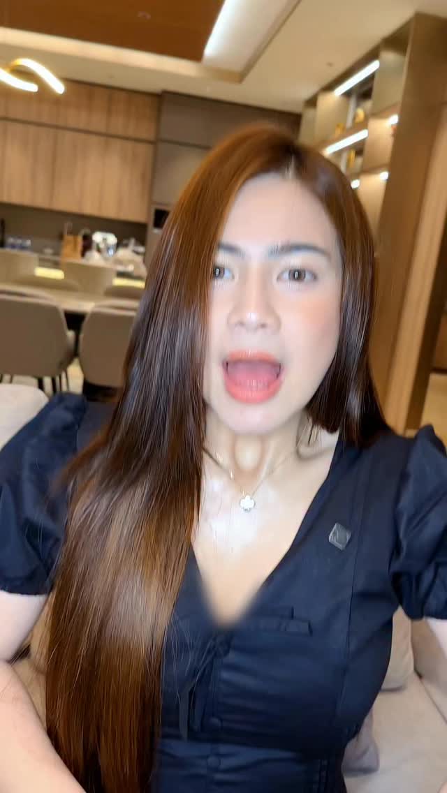 Instagram post by @felicyangelista_ for Scarlett Whitening. Caption reads: SAYAAANGGGGGGGGG!!! Share video ini....