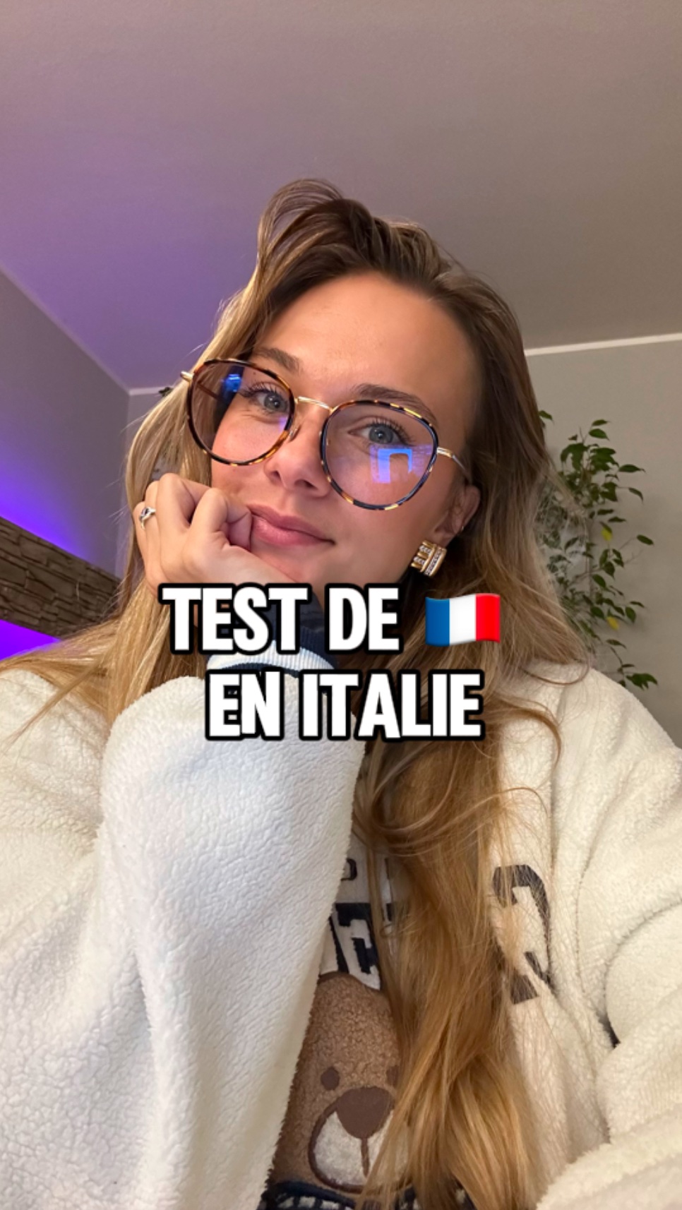 Instagram post by @charlene_et_francesca for Rosetta Stone. Caption reads: 😂🥹 on a testé le niveau de français des italiens....