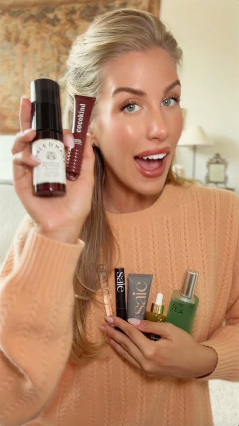 Instagram post by @ashley.paiige for Amazon. Caption reads: [...] features label on @amazon means a product....