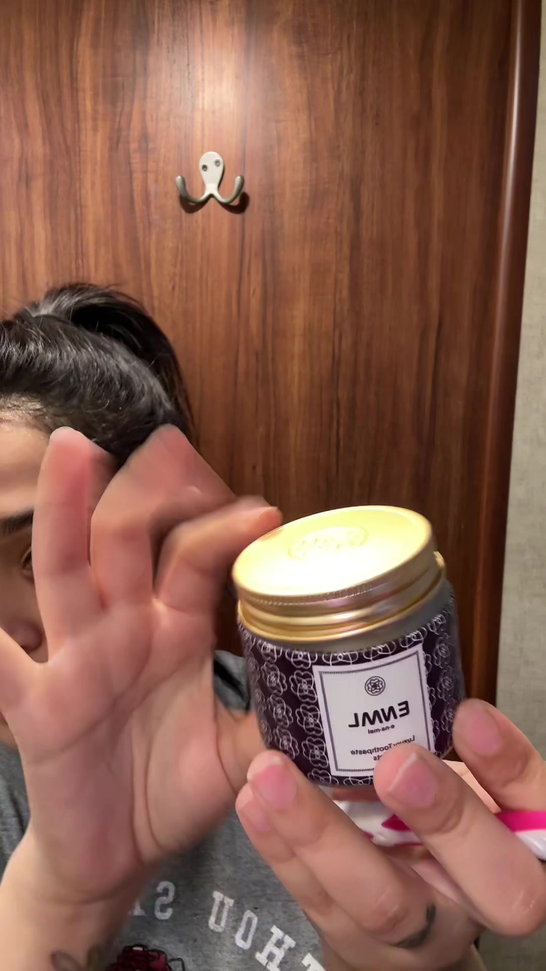 TikTok post by @yarii_2008 for ENML Toothpaste Tabs. Caption reads: [...] the day to go wash clothes 🤗 @ENML....