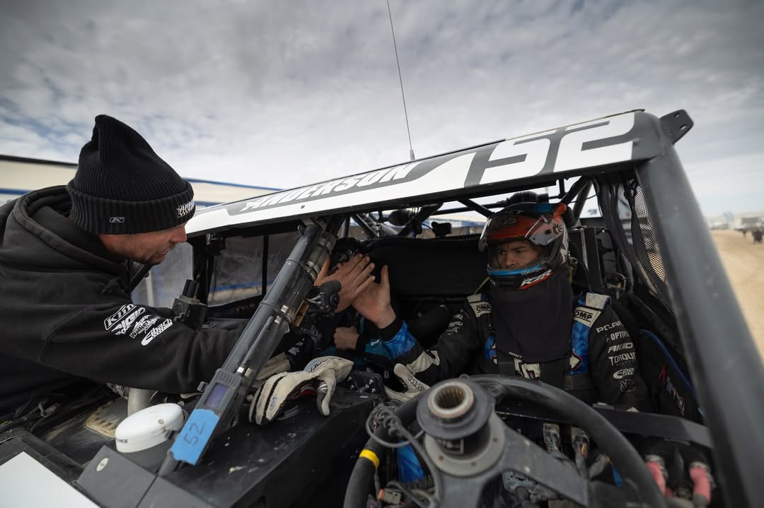 Instagram post by @therj37 for Rugged Radios. Caption reads: [...] @sparcousa @fkrodends @ruggedradios.