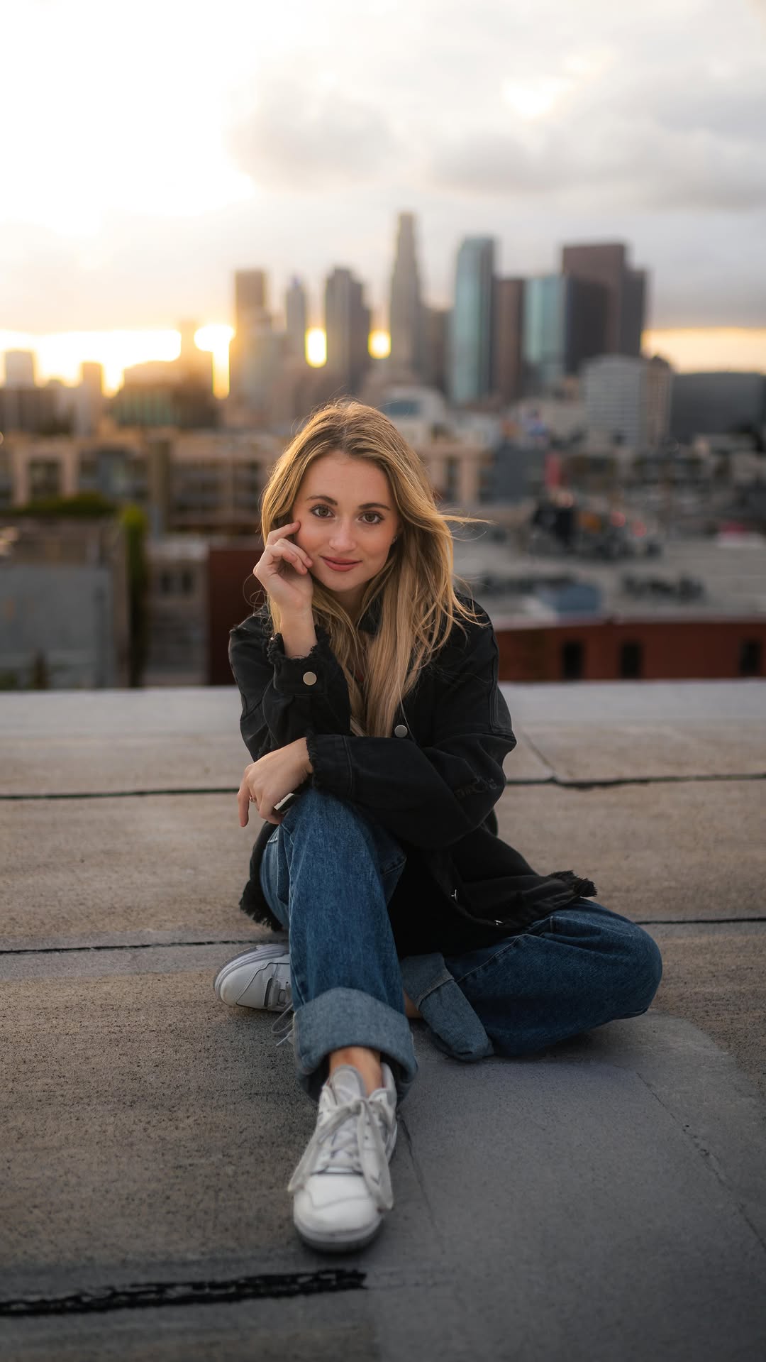 Instagram post by @jesse.shoots for Lume Cube. Caption reads: [...] light starts to disappear on you, let....