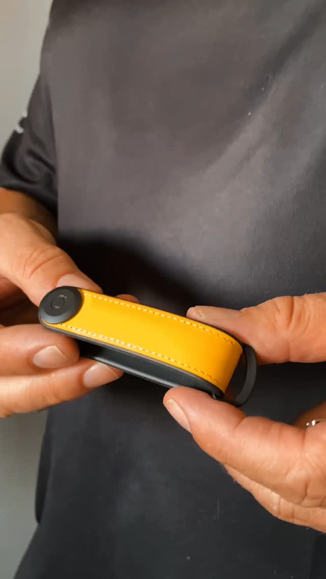 Instagram post by @carlosdnobrega for Orbitkey. Caption reads: Everyday essentials, elevated. ✨
I’m obsessed with....