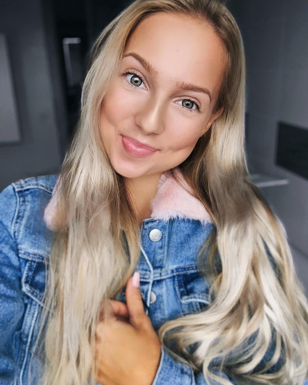 Instagram post by @stalinkeviciute for Newcrush. Caption reads: Noriu pasidžiaugti naujausiu atradimu !!!....