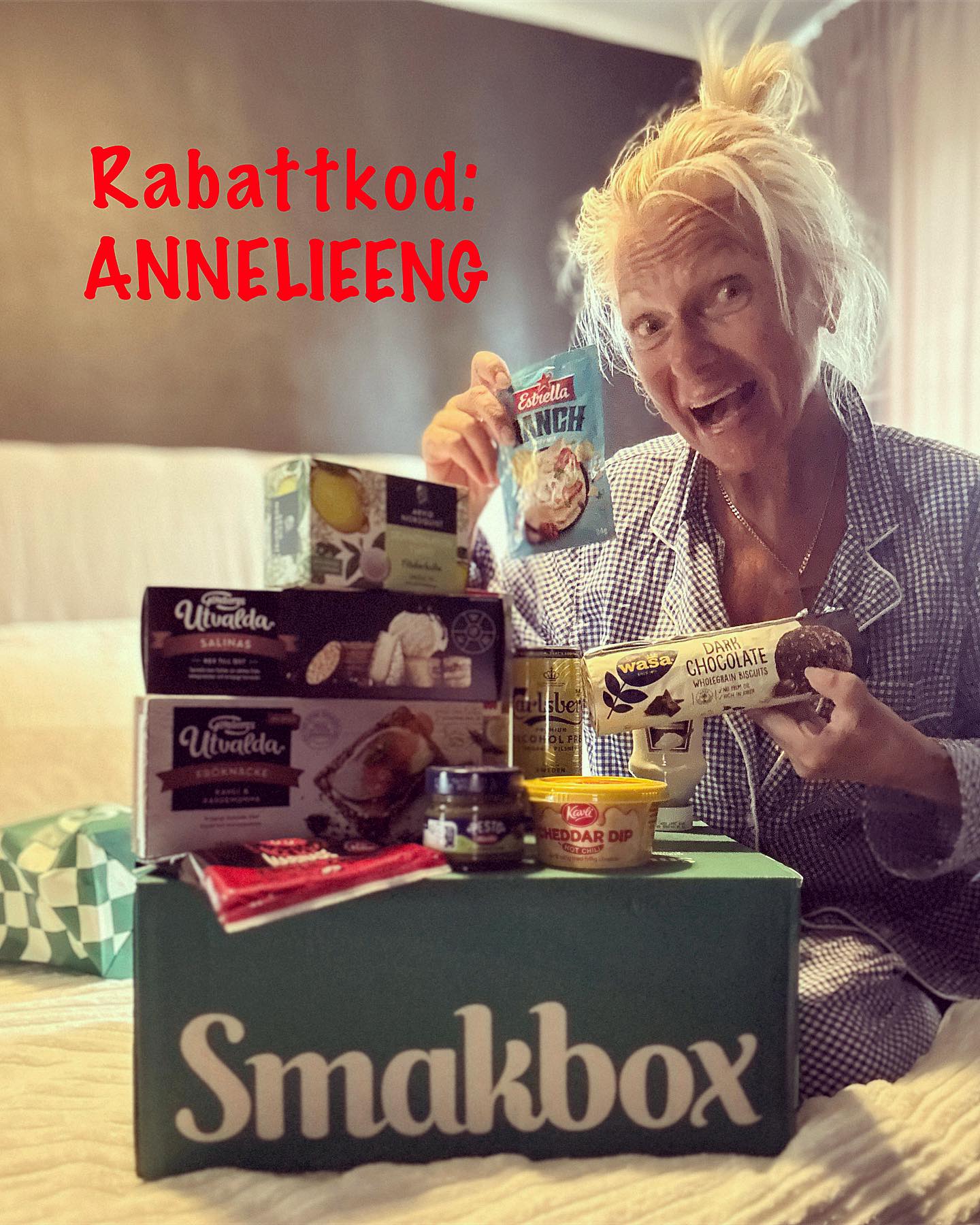 Instagram post by @engannelie for Smakbox. Caption reads: I betalt samarbete med @smakbox ⭐️

Hörrni, missa....