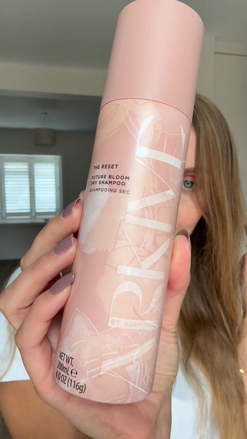 Instagram post by @get_beauty_with_me for Jewells. Caption reads: [...] #ARKIVEHEADCARE #ARKANGELS
Jewellery....