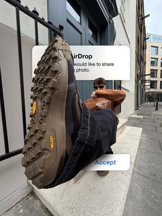 Instagram post by @alessandro.marfella for Schuh. Caption reads: just perfect for this season 🍁✨ @schuh @vans

#ad....