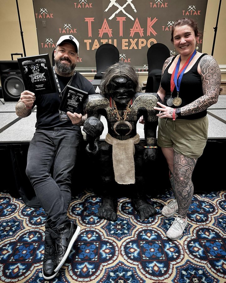 Instagram post by @julianotattoo for Dynamic Color. Caption reads: [...] supporters;
@tattoogoo 
@xacttattoo....