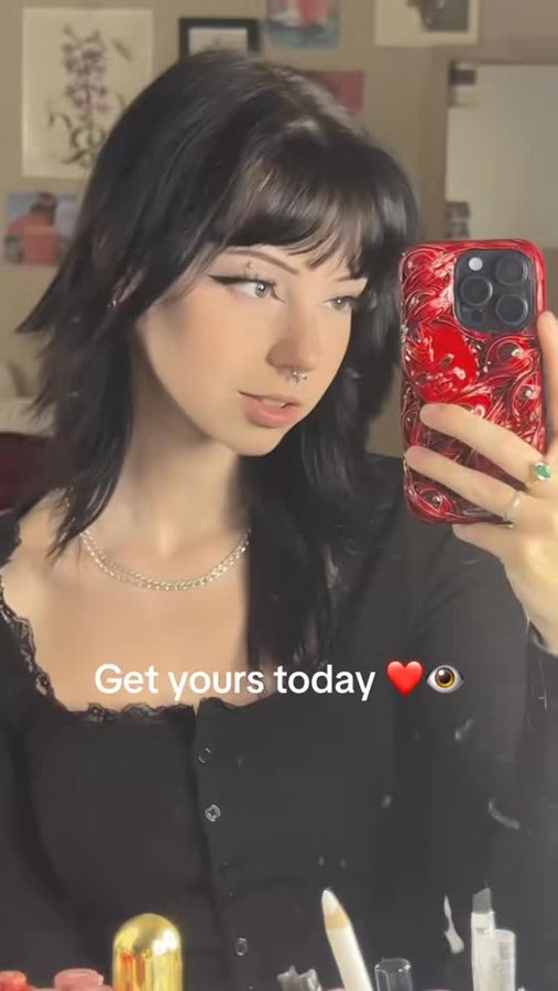 Instagram post by @riliehuntley for Techypop. Caption reads: I’m actually obsessed!
Sponsored by @techypop with....