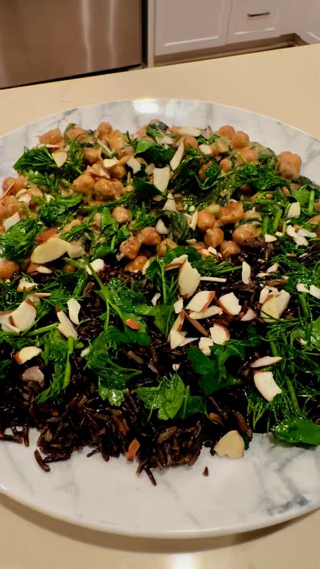 Instagram post by @lucyklifestyle for Purple Carrot. Caption reads: [...] footprint, or boost your energy, Purple....