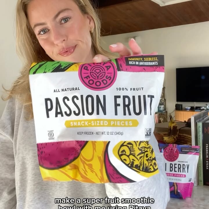 Instagram post by @claudiakathrynn for Pitaya Foods. Caption reads: this refreshing & nourishing @pitayafoods smoothie....