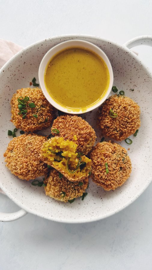 Instagram post by @laurentoyota for Cha's Organics. Caption reads: Here’s a twist on the sweet & sour rice ball....