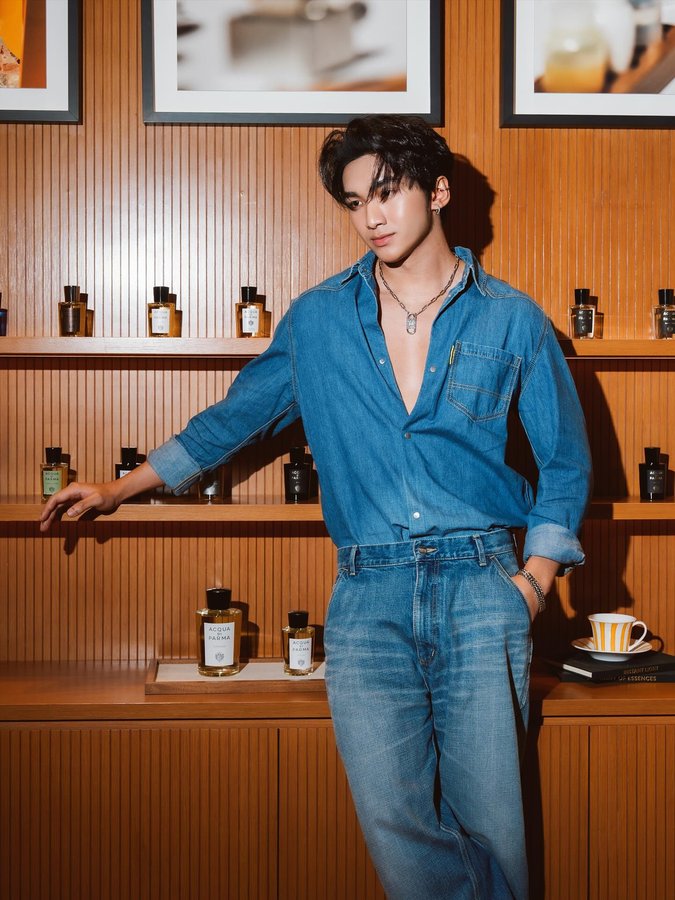 Instagram post by @iyzdham for Acqua di Parma. Caption reads: Wrapped in the elegance of @acquadiparma . Fine....