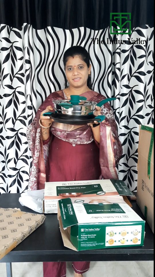 Instagram post by @malleswarismartkitchen for The Indus Valley. Caption reads: 💚 The Indus Valley: 100% Healthy Cookware

🤩 For....