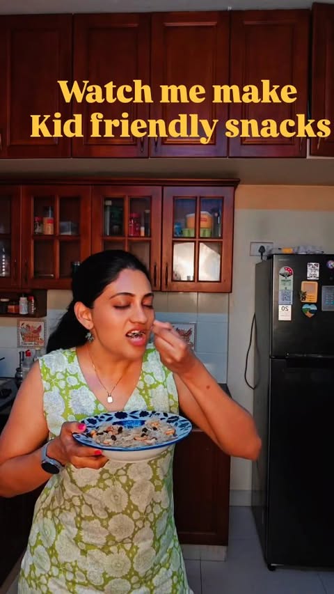 Instagram post by @roastorama_ for Aashirvaad. Caption reads: No more 'I'm hungry' meltdowns !
Watch me whip up....