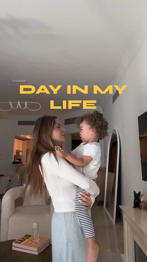 Instagram post by @eljammi for Noon. Caption reads: @noon_uae to the rescue with #NoonMinutesMagicList....