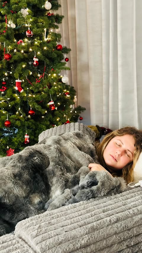 Instagram post by @galinafertsovich for ZONLIHOME. Caption reads: After a long day, all you really need is warmth....