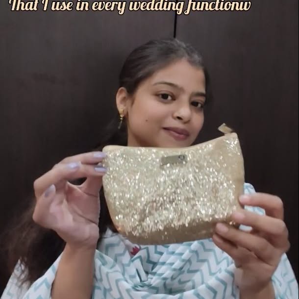 Instagram post by @nidhijaiswal2739 for MyGlamm. Caption reads: What's in my Pouch 🥰🥰
Comment for the links....