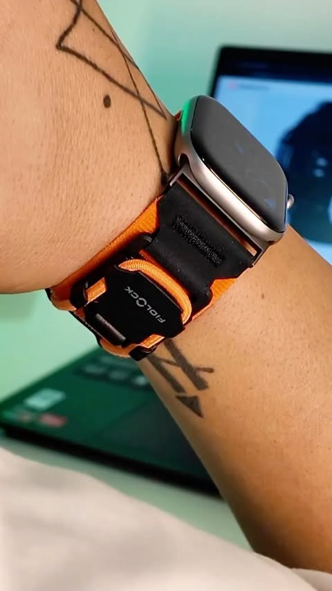 Instagram post by @itssosomk for Bandletic. Caption reads: [...] actually makes everyday use easier....