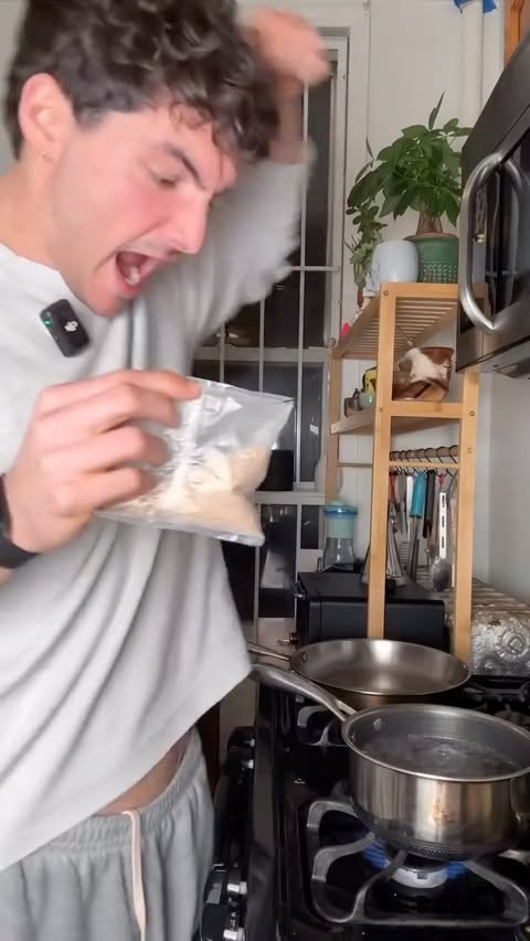 Instagram post by @silly_jake for Blue Apron. Caption reads: #BlueApronPartner You will never catch me....