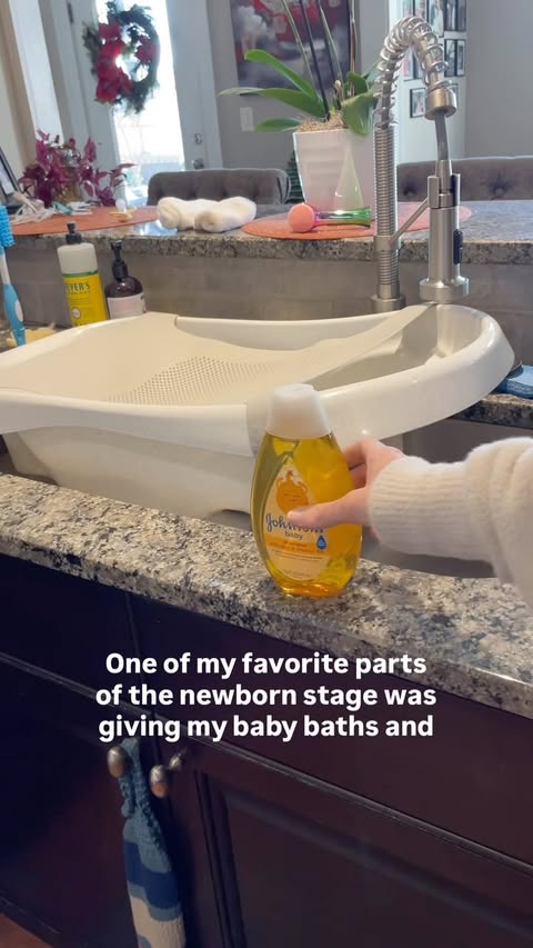 Instagram post by @brianna_a5 for Johnson’s Baby. Caption reads: [...] #momlife @influenster #complimentary....
