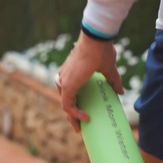 Instagram post by @juanmartinkra for Waterdrop. Caption reads: A lot of fun working on my game this clay season....