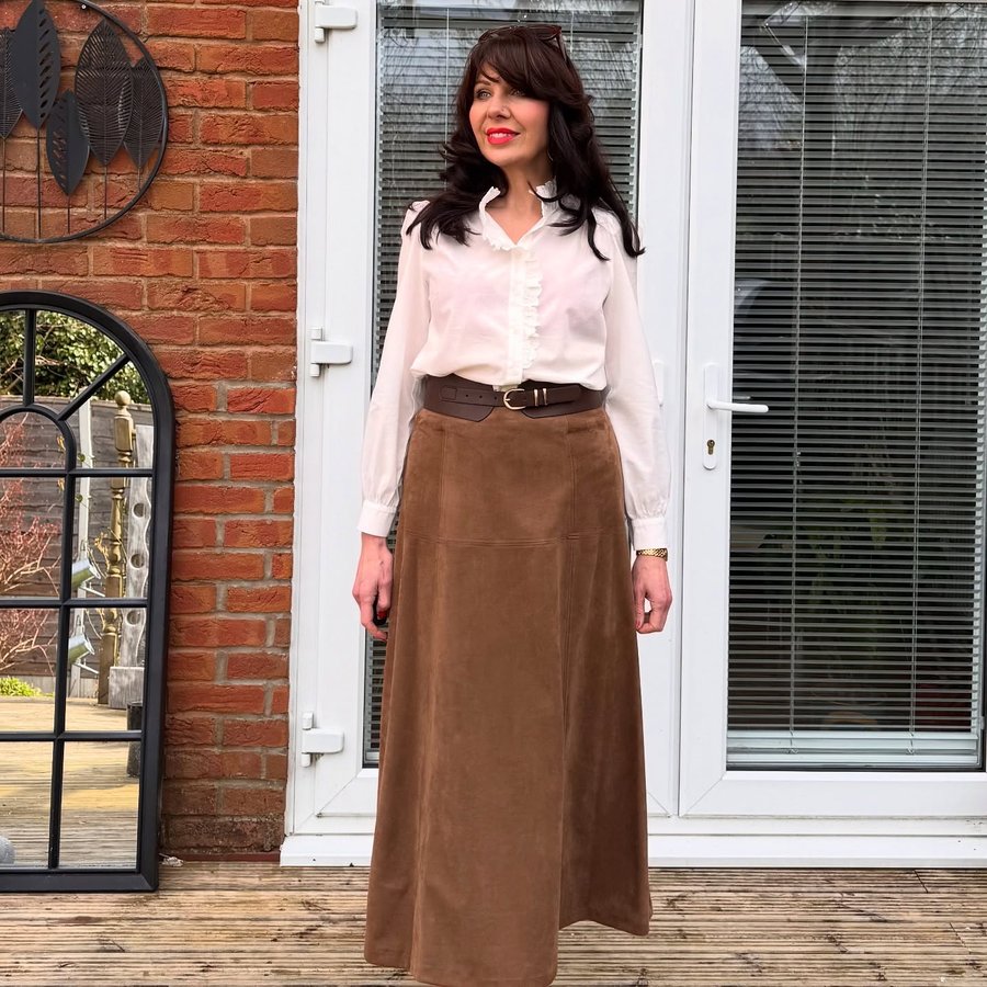 Instagram post by @signaturestylewithceline for Baukjen. Caption reads: [...] love a white lace shirt? 

Then this....