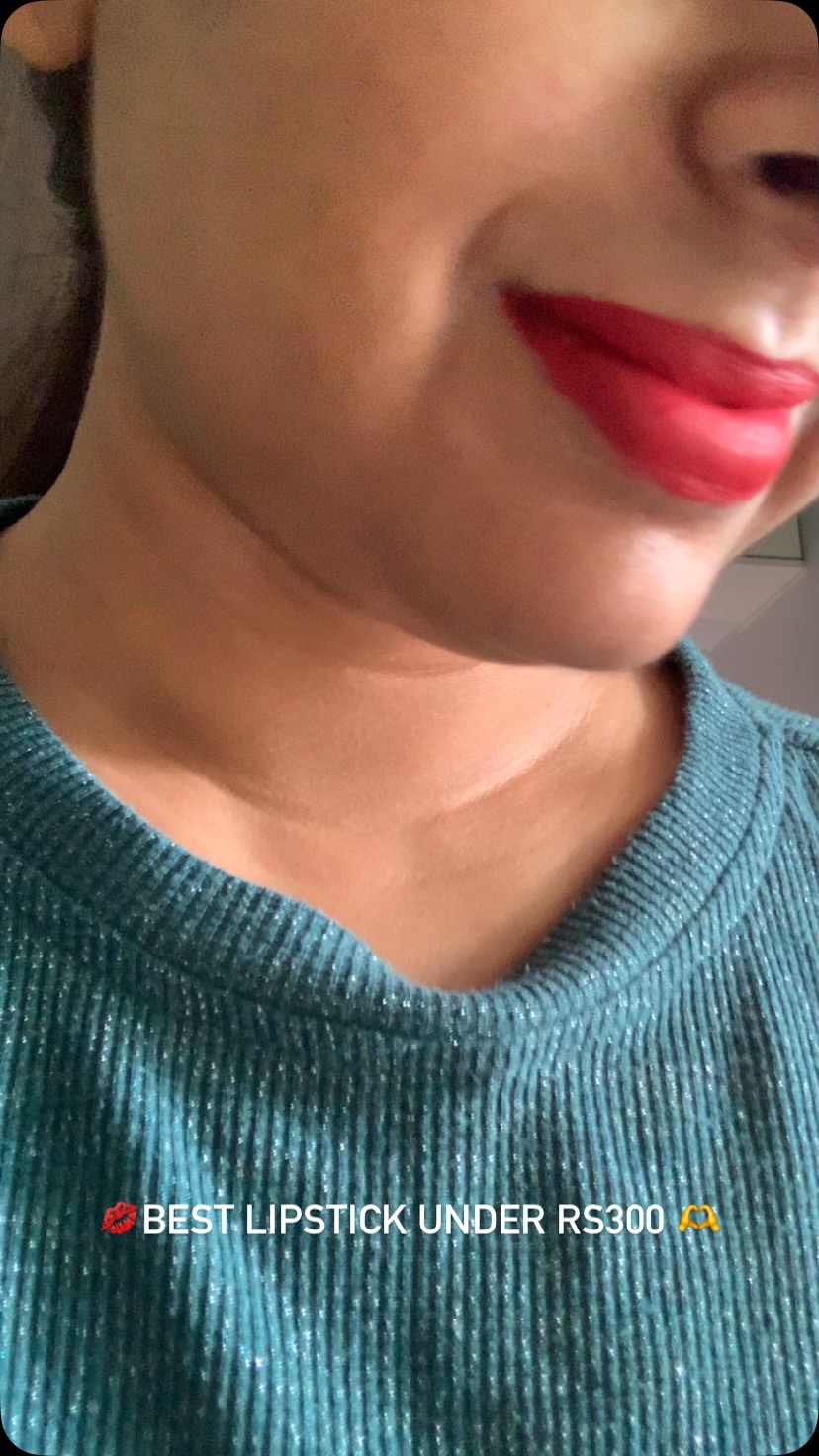 Instagram post by @ugc_booms_10 for Mamaearth. Caption reads: Comment down for link 
#staze9to9 #lipstick....