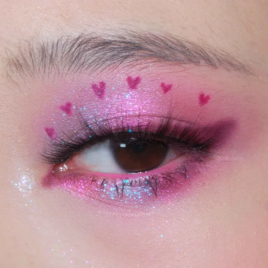 Instagram post by @deerestdiary.makeup for Cloudicos. Caption reads: [...] Balance, Hot Mess), discontinued ✨️....