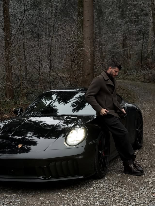 Instagram post by @kevinlutolf for Porsche. Caption reads: White Christmas ❄️🎄 with @porsche.ch 

911....